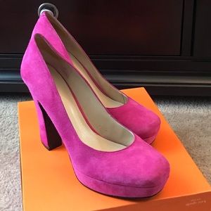 Nine West size 11 Suede fuchsia platform pumps